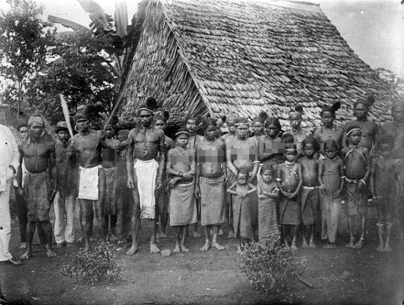 340080-old-photos-of-indonesian-people