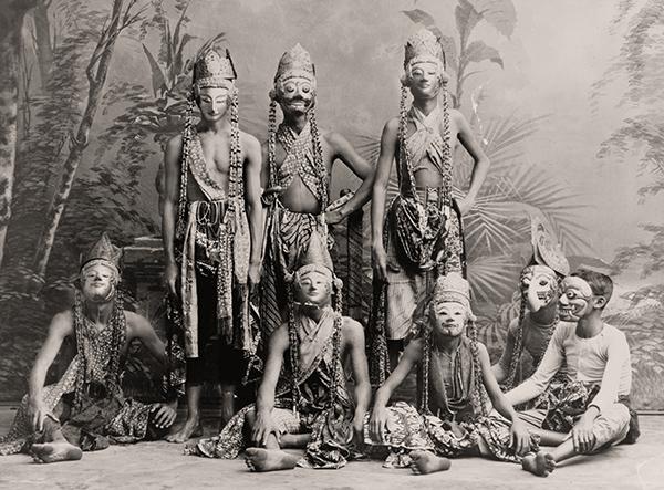 340085-old-photos-of-indonesian-people