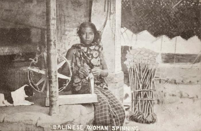 340095-old-photos-of-indonesian-people