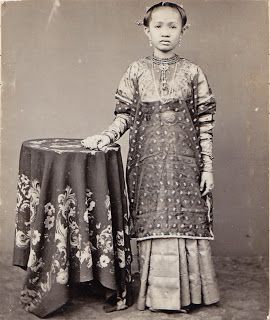 340101-old-photos-of-indonesian-people